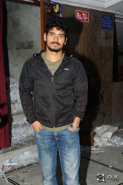 Srimanthudu-Movie-Hungama